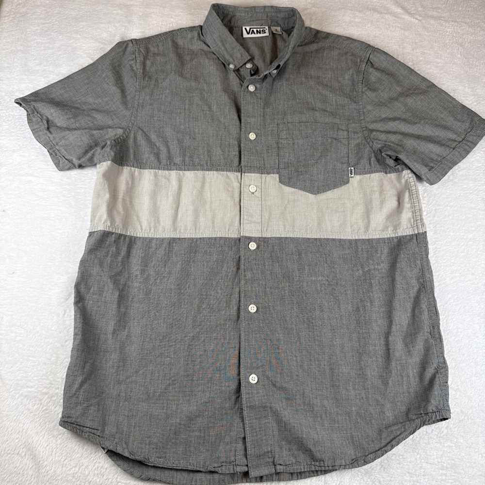 VANS Off The Wall  Short Sleeve‎ Button Up Gray Shirt Front Pocket Small